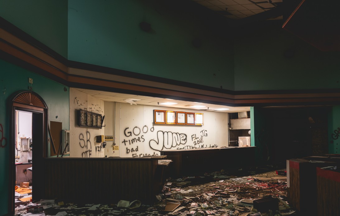 Roxy Cinema Grill 10 photo 6